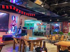 大堂-马路牙子地桌烤肉(工体店)
