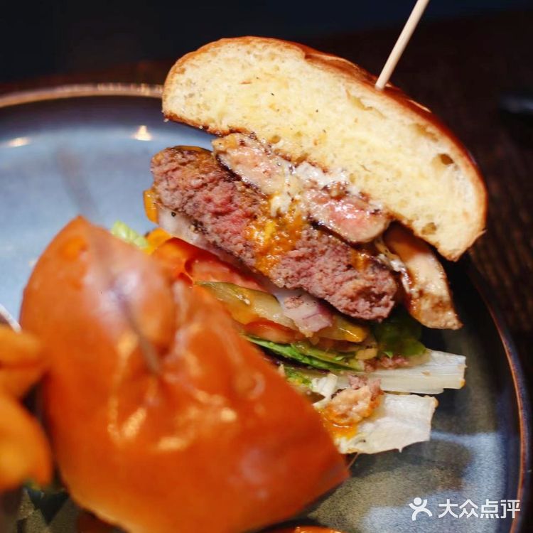 蓝蛙20周年全新菜单，氛围感十足的西餐厅