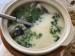 -天乐农家鱼头王(天目湖店)