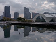 -陆家嘴中心绿地
