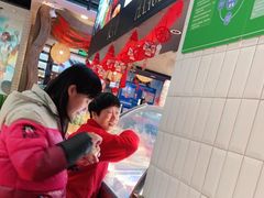 -亚马逊环球美食百汇(新城吾悦广场店)