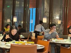 -蝴蝶里·粤菜·点心(滨江龙湖店)