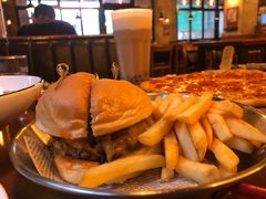 澳洲厚牛堡-COMMUNE幻师(上邦百汇城店)