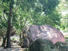-东山风动石景区