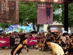 -观音桥步行街