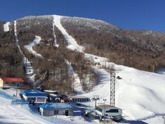 -亚布力新体委滑雪场