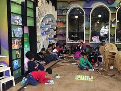 -钟书阁(松江泰晤士小镇店)