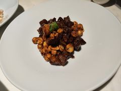 黑松露蒜香牛肉粒-绿波廊(豫园店)