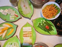 -一叶一世界·素食餐厅(锦华万达店)