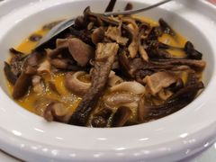 鹿茸菌焖猪肚-饭怕鱼(阳光100店)
