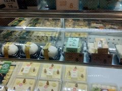 -昆明冠生园·蛋糕·面包(南强街店)