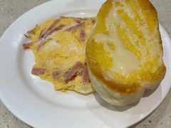 -香港新发烧腊茶餐厅(水围店)