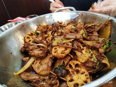 主打的干锅鸭头-安诚居干锅鸭头(八角店)
