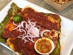 -东海岸人工湖美食村