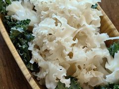 绣球菌-花菇朵·云山雀 ll 野生菌锅·野果酸汤·精品滇菜(万柳店)