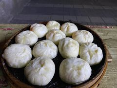 -舒小笼松针小笼包