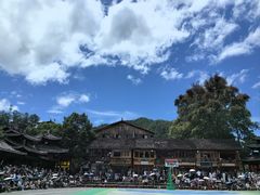 -西江千户苗寨-百年吊脚楼