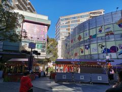 -巴黎贝甜(大宁国际商业广场店)