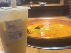 -洱火云南酸菜牛肉火锅(石景山当代商城店)