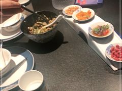 -凤凰湘语·海派湘菜(浦东旗舰店)