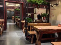 -万记麻辣烫国展总店