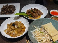 -魁盛居百年鲁菜馆(县西巷店)