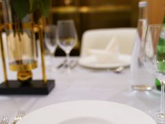 -华凌牛庄西餐厅(乌鲁木齐华凌美爵大饭店)