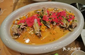 Yellow Pepper Sauce Steamed Fish Mouth