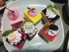 -金滏山烤肉·海鲜·火锅自助餐厅(襄阳万达店)