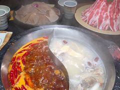 -大龙燚火锅(五一广场店)