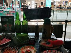 -老牌坊云南鱼豆花火锅(哈西万达店)