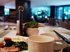 -上海虹桥祥源希尔顿酒店