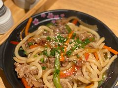 日式什锦炒乌冬面-大和食乐·鲜和牛酸汤火锅(环宇荟店)