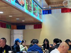 -乡土特色.冷锅鱼.牦牛肉汤锅