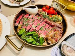 -斯普汇生蚝牛排馆(中骏世界城店)
