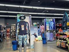 -迪卡侬(大英山店)