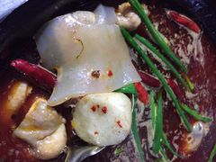 石灰市芋儿鸡-石灰市毛记烧鸡公(解放碑店)