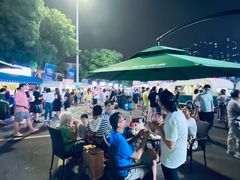 -月星家居广场-路面停车场