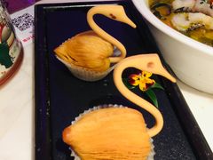 -韵秋荷(宝山龙湖天街店)