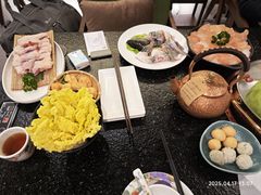 -得意咚瓜·顺德鱼生·冬瓜火锅(深圳首店)