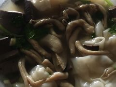 -小董骨汤馄饨店(通扬路店)