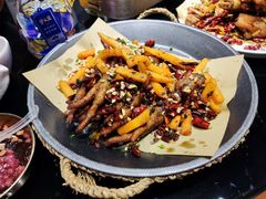 -川流不息·地道川菜·小龙虾(新松江路店)