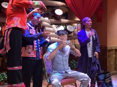 -老滇山寨•云南特色菜•地方菜•民族风情歌舞表演(金碧店)