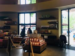 -星巴克(迪士尼小镇店)