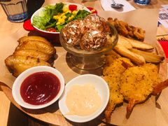 小吃拼盘-必胜客(WOW中心城店)