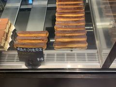 -Dough&Joe团憩(瑞虹天地月亮湾店)