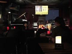 -东岸Cafe 爵士俱乐部