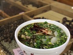 -陇上全荟兰州传统牛肉面(延吉路店)