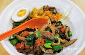 Garlic Stir-fried Offal Rice Bowl