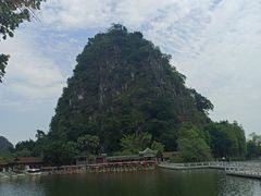 -星湖旅游景区七星岩